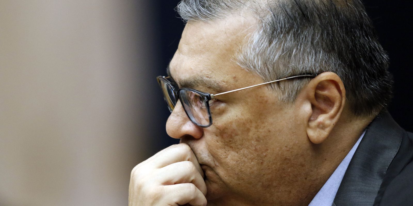 Dino aprova plano do Congresso e libera pagamento de emendas