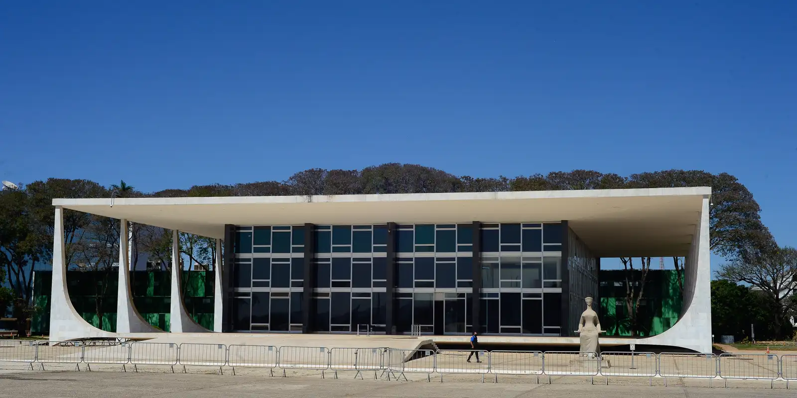 STF tem maioria para rever Lei da Anistia para ocultação de cadáver