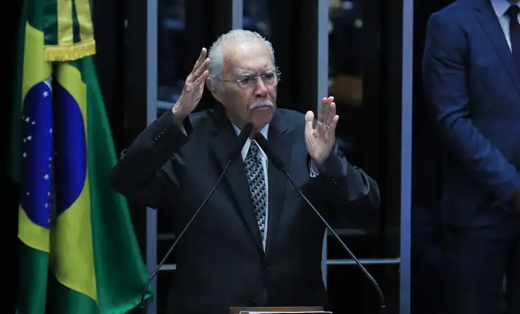 Lula Marques/Agência Brasil Brasília (DF), 18/03/2025 -Sessão solene em homenagem a redemocratização. ( Ex-presidente José Sarney participou da homenagem). Foto: Lula Marques/Agência Brasil