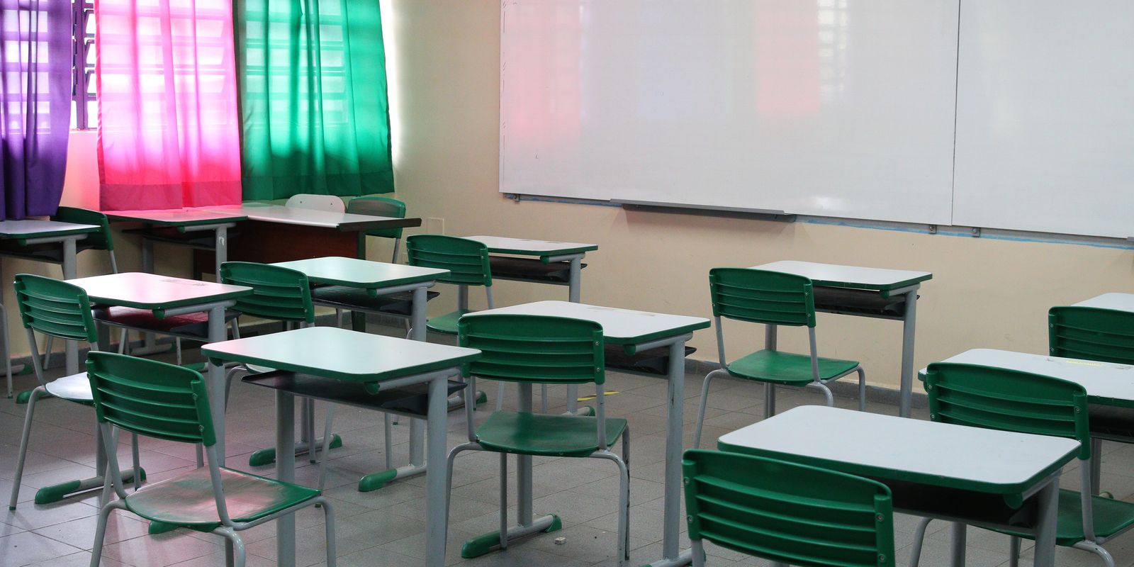 “Evasão escolar: sonho interrompido” é tema do Caminhos da Reportagem