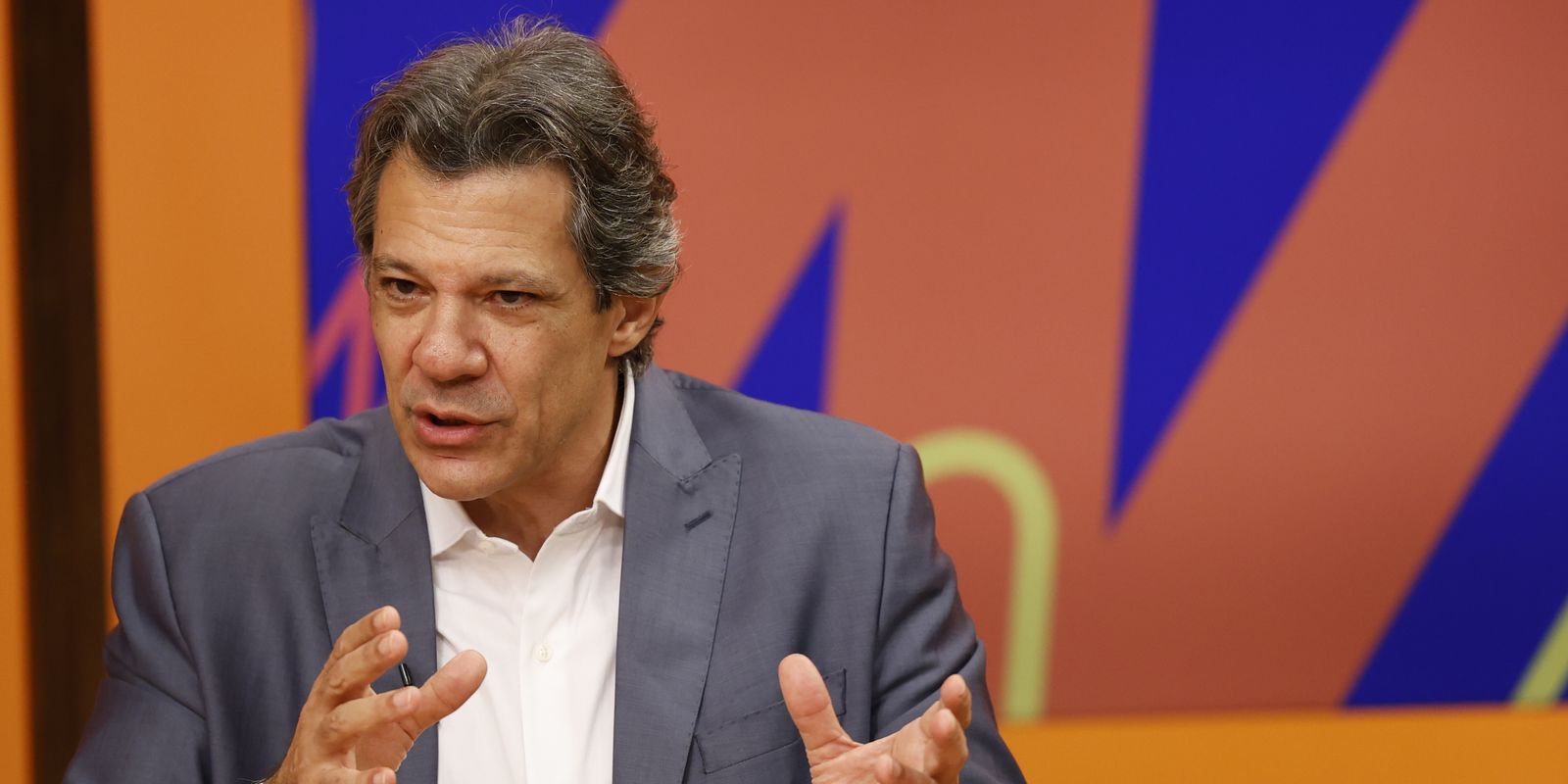 Haddad afirma que EUA são incoerentes ao tarifar o Brasil