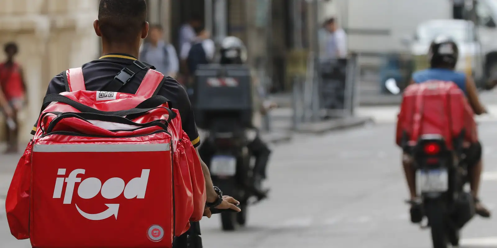 Entenda as diferenças entre trabalhador informal, MEI, autônomo e CLT