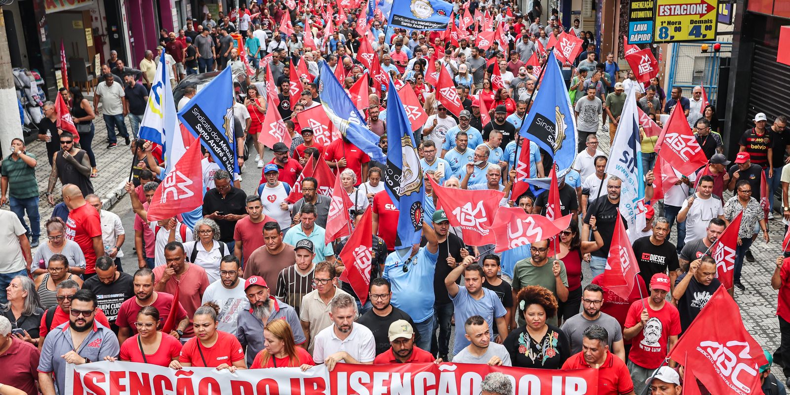 Movimentos populares lançam carta e plebiscito por justiça tributária