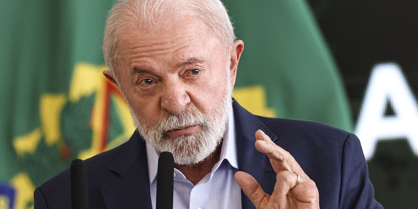 Lula pede aos bancos nova forma de financiar o desenvolvimento