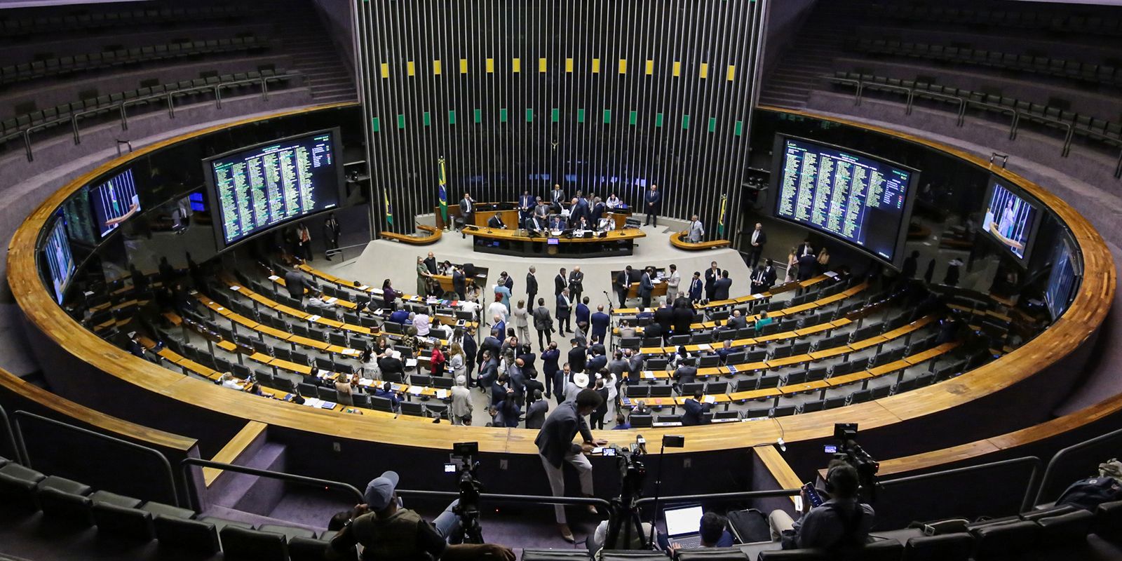 PL que isenta IR até R$ 5 mil será votado na quarta, 1º de outubro