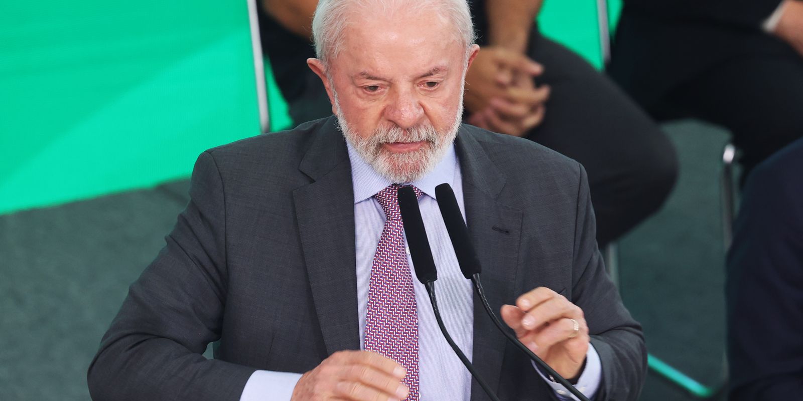 Lula reúne ministros no Alvorada e discute Operação Contenção