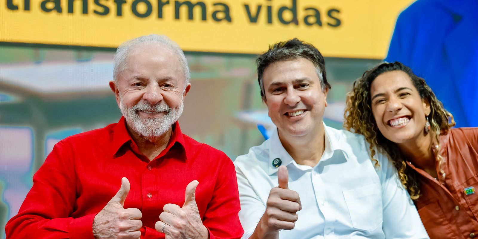 Professor pode pedir Carteira Nacional Docente a partir de amanhã
