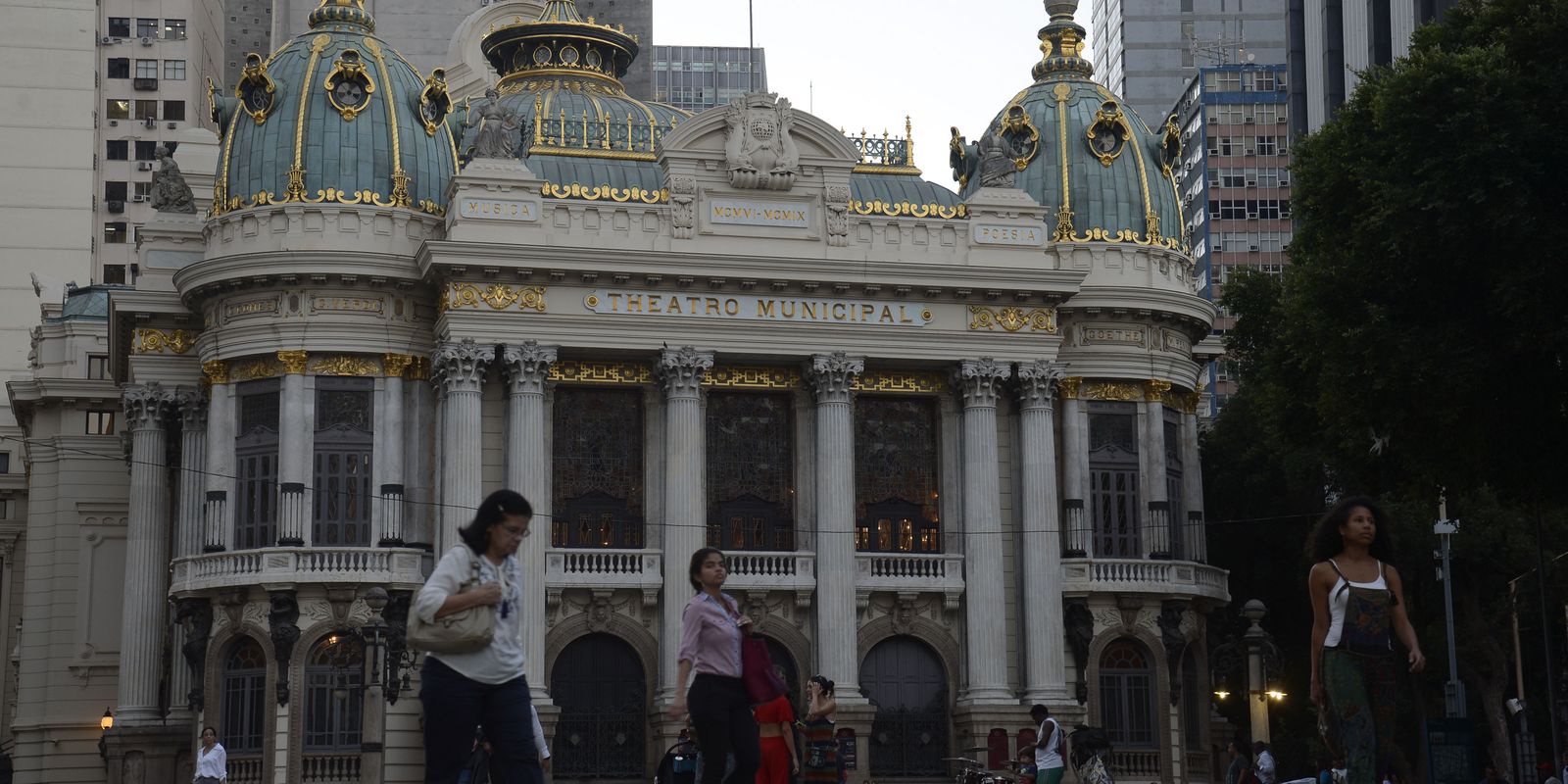 Theatro Municipal do Rio exibe Frida até o dia 31