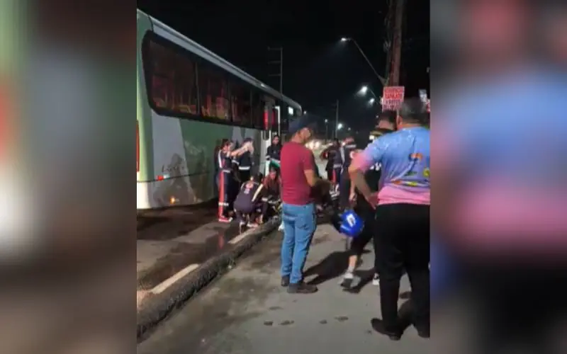 Mulher tem a perna esmagada por ônibus na Av. Torquato Tapajós