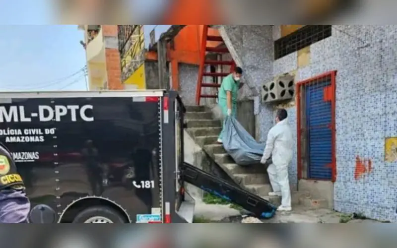Homem é encontrado morto em kitnet no Jorge Teixeira
