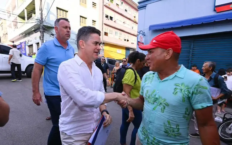 David Almeida inaugura Centro Pop, Casa de Passagem e Cads