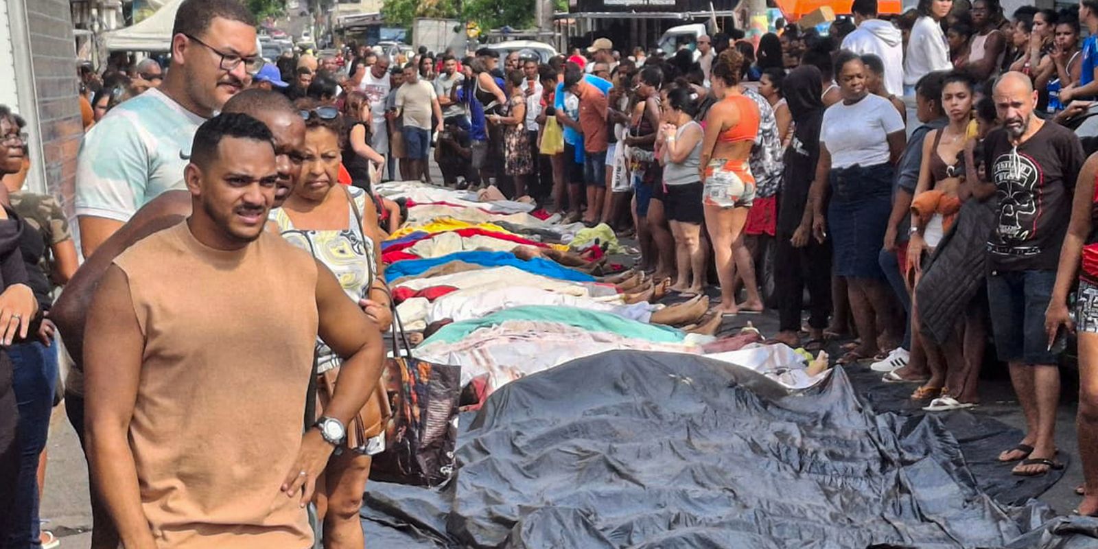 Operação: Defensoria do Rio quer fazer laudos paralelos dos corpos