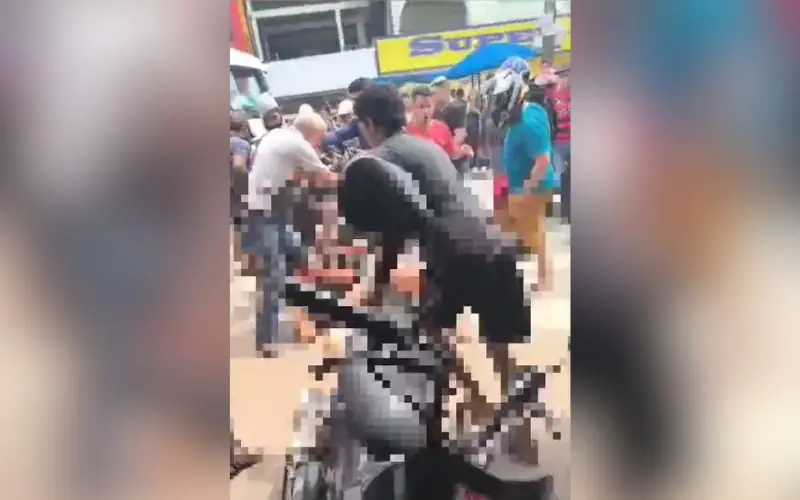 Taradão filma partes íntimas de adolescente em Manaus e apanha