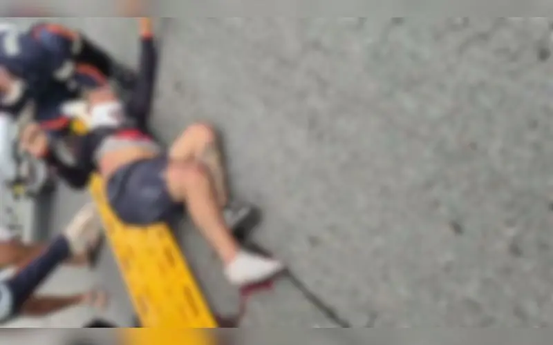 Motoqueiro agoniza em acidente no Distrito Industrial