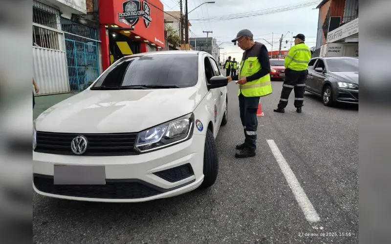 Fiscalização de táxis e transporte complementar em Manaus zona Sul é intensificada