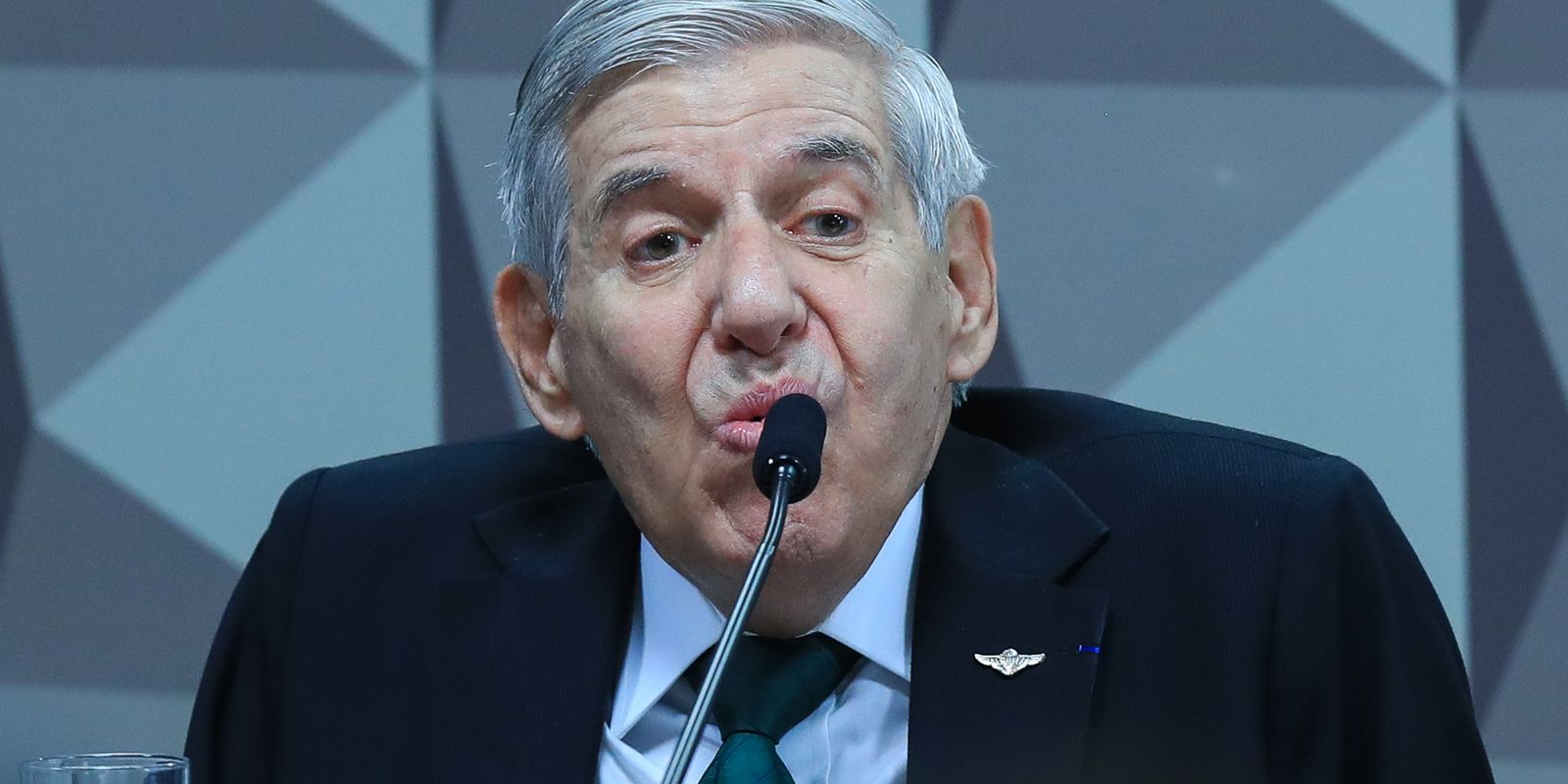 Perícia médica de Augusto Heleno está marcada para sexta-feira