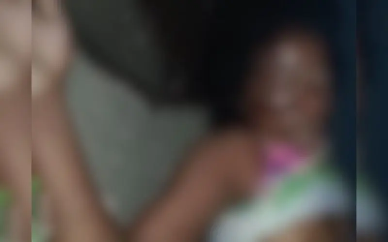 'Formiga' morre seminua e debaixo de micro-ônibus no AM