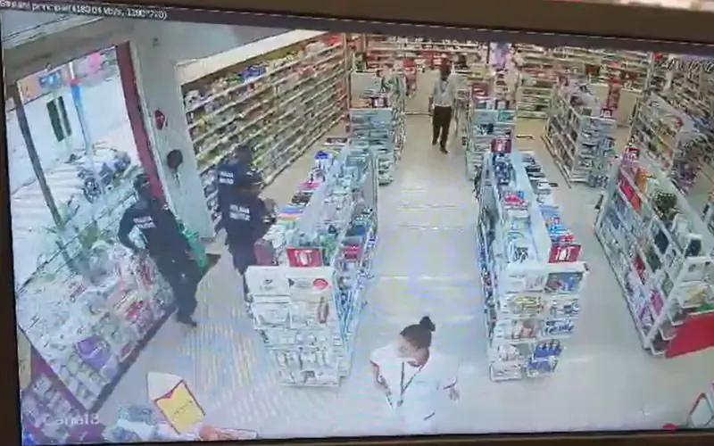 Homem é preso por furto em drogaria na Av. Djalma Batista