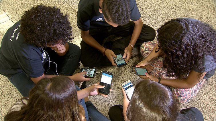 Arquivo/EBC como vídeos e comentários postados na internet podem influenciar os interesses e comportamentos individuais