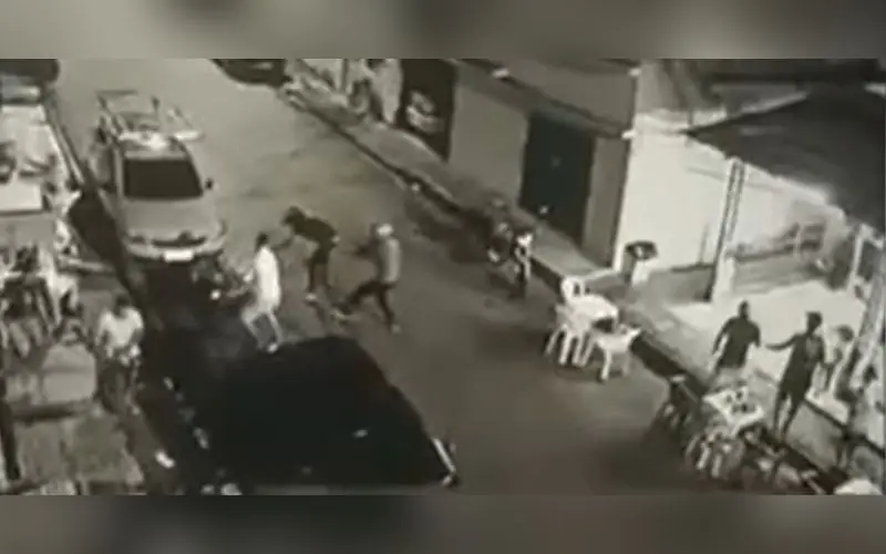 Homem é executado a tiros em plena via pública no Compensa