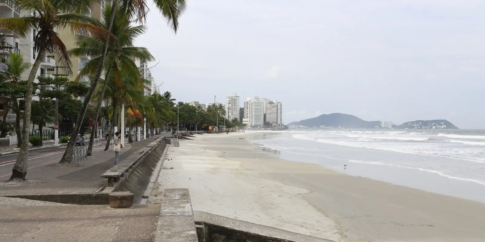 Bombeiros salvam 348 vítimas durante carnaval no litoral paulista