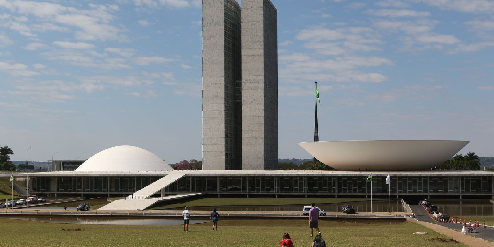 CPMI do INSS aprova quebra de sigilo de Lulinha e convoca André Moura