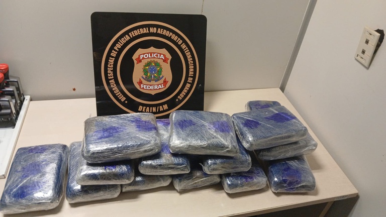 Polícia Federal apreende 19 kg de droga em bagagem no aeroporto de Manaus