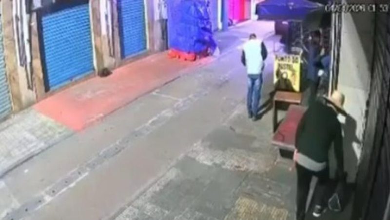 Grupo criminoso tenta furtar joalheria no Centro de Manaus