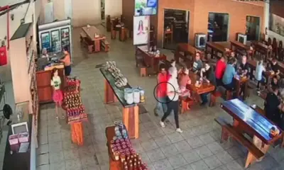 Funcionária reage a importunação sexual durante expediente em café no AM
