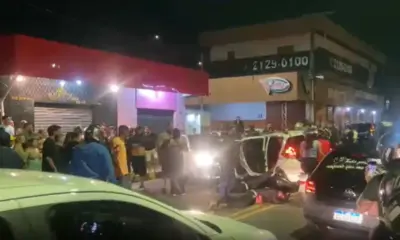 Assalto a carro de app termina em acidente grave na Cidade Nova