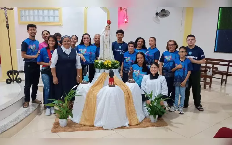 Igreja Nossa Senhora de Fátima promove missa, procissão e arraial em Manaus