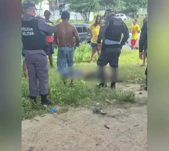 Homem é encontrado morto em igarapé próximo ao bairro Japiim