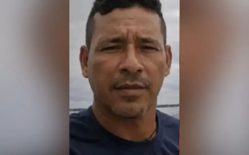 Homem que teve vísceras expostas no AM morre em hospital