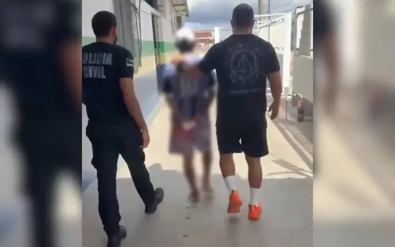 Menina manda irmão correr e homem a estupra em Tonantins