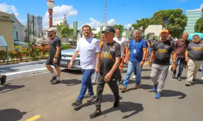 Prefeito Renato Junior vistoria ação especial no São João Batista durante Dia das Mães