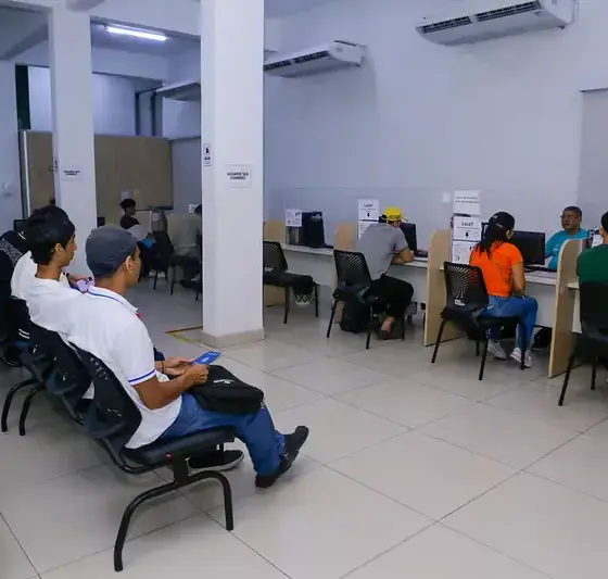 Sine Manaus oferta 396 vagas de emprego nesta terça-feira (12)
