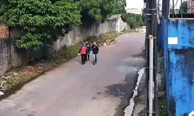 Câmeras flagram tentativa de assalto em concessionária no Cidade de Deus