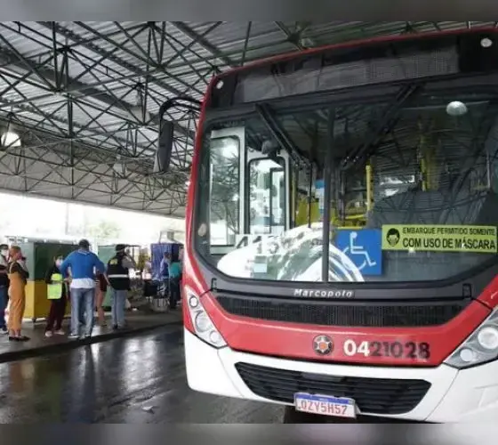 TRT-11 mantém greve dos rodoviários e exige 80% da frota nos horários de pico