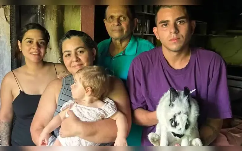 Coelha alerta e salva família de incêndio em casa no Petrópolis
