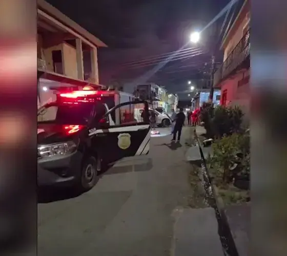 Homem é executado a tiros e tem corpo arrastado no Novo Aleixo