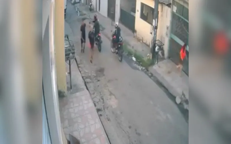 Dupla assalta pedestres em plena luz do dia no bairro Ouro Verde