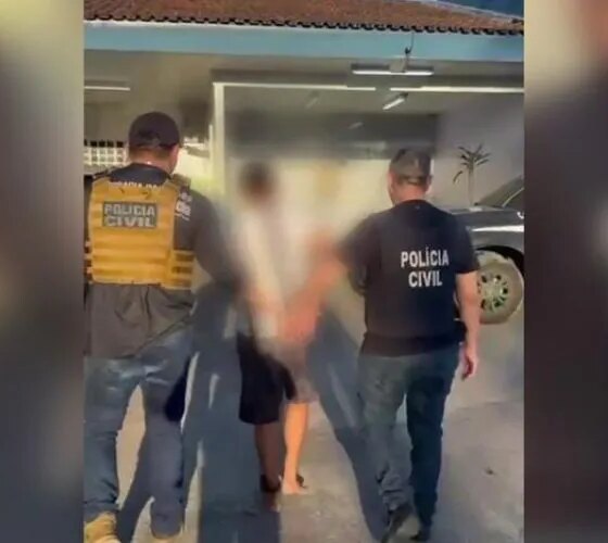 Homem é preso por invadir casa, esfaquear ex-companheira e tentar matá-la em Manaus