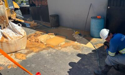 Ageman notifica Águas de Manaus por vazamentos e problemas no asfalto