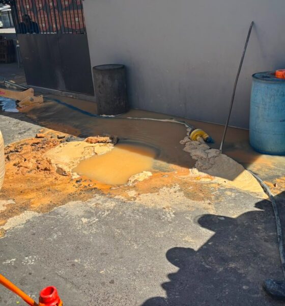 Ageman notifica Águas de Manaus por vazamentos e problemas no asfalto