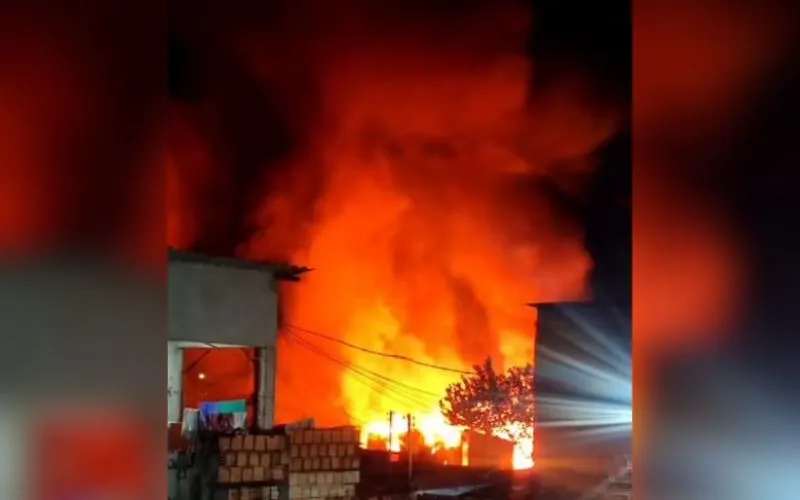 Três incêndios são registrados em diferentes áreas de Manaus