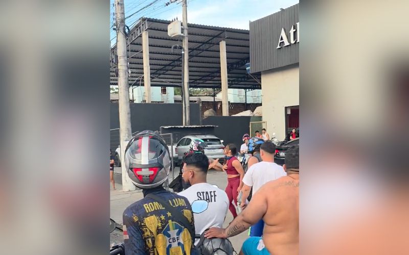 Esposa flagra marido com amante em academia de Manaus