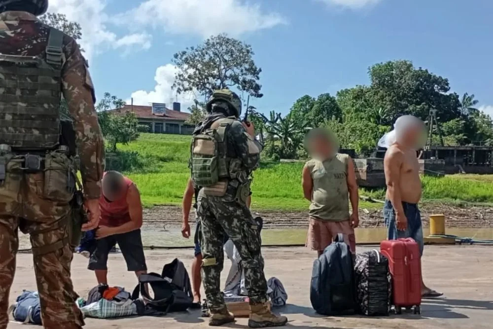 Operação Jaguaretê apreende drogas, munições e pescado no Amazonas