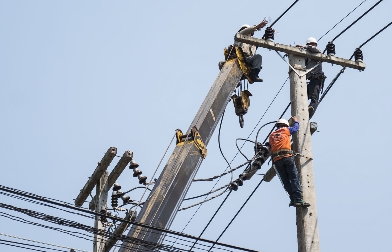 Desligamentos de energia em Manaus nesta terça-feira (25); veja bairros e horários