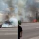 Incêndio atinge área de mata na Avenida das Torres
