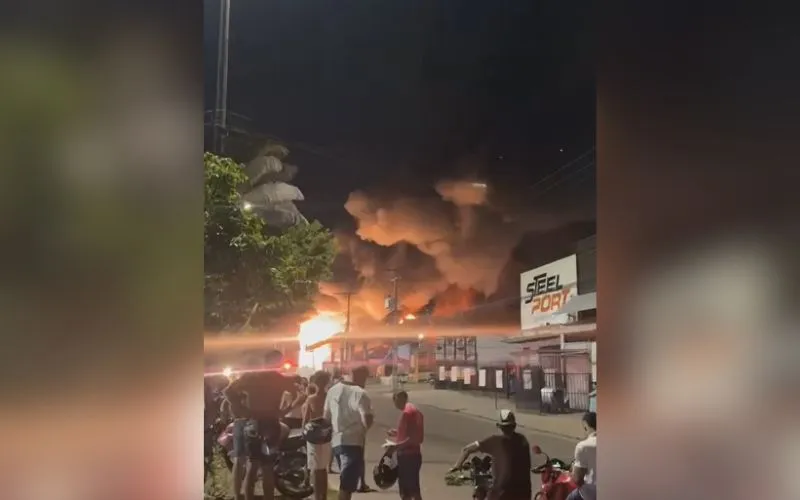 Incêndio destrói loja de materiais de construção no Monte das Oliveiras